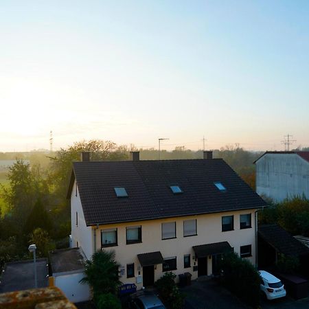 Grosse Ferienwohnung, Apartment In Leimen Wehome Komfort Exteriör bild