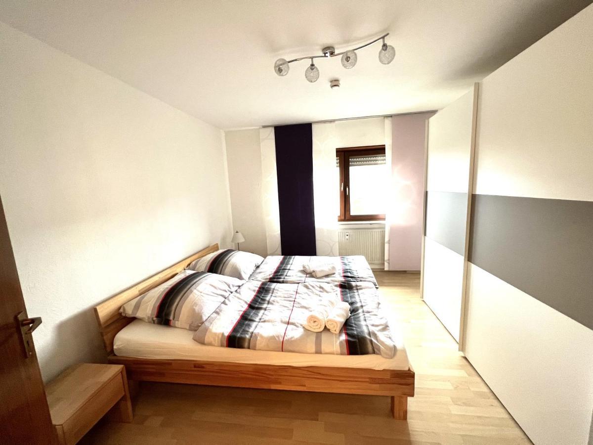 Grosse Ferienwohnung, Apartment In Leimen Wehome Komfort Exteriör bild
