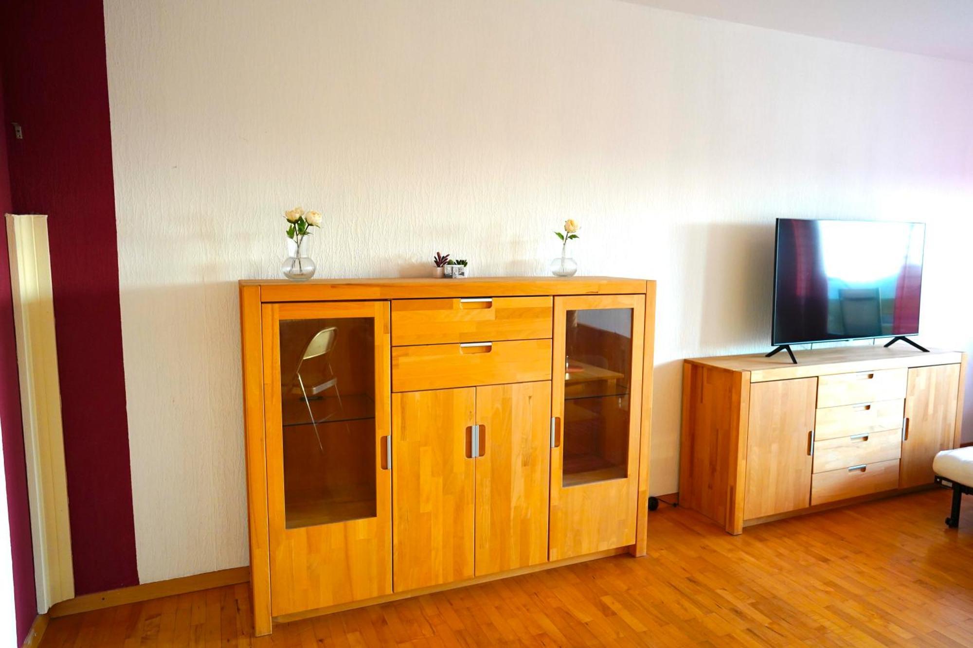 Grosse Ferienwohnung, Apartment In Leimen Wehome Komfort Exteriör bild