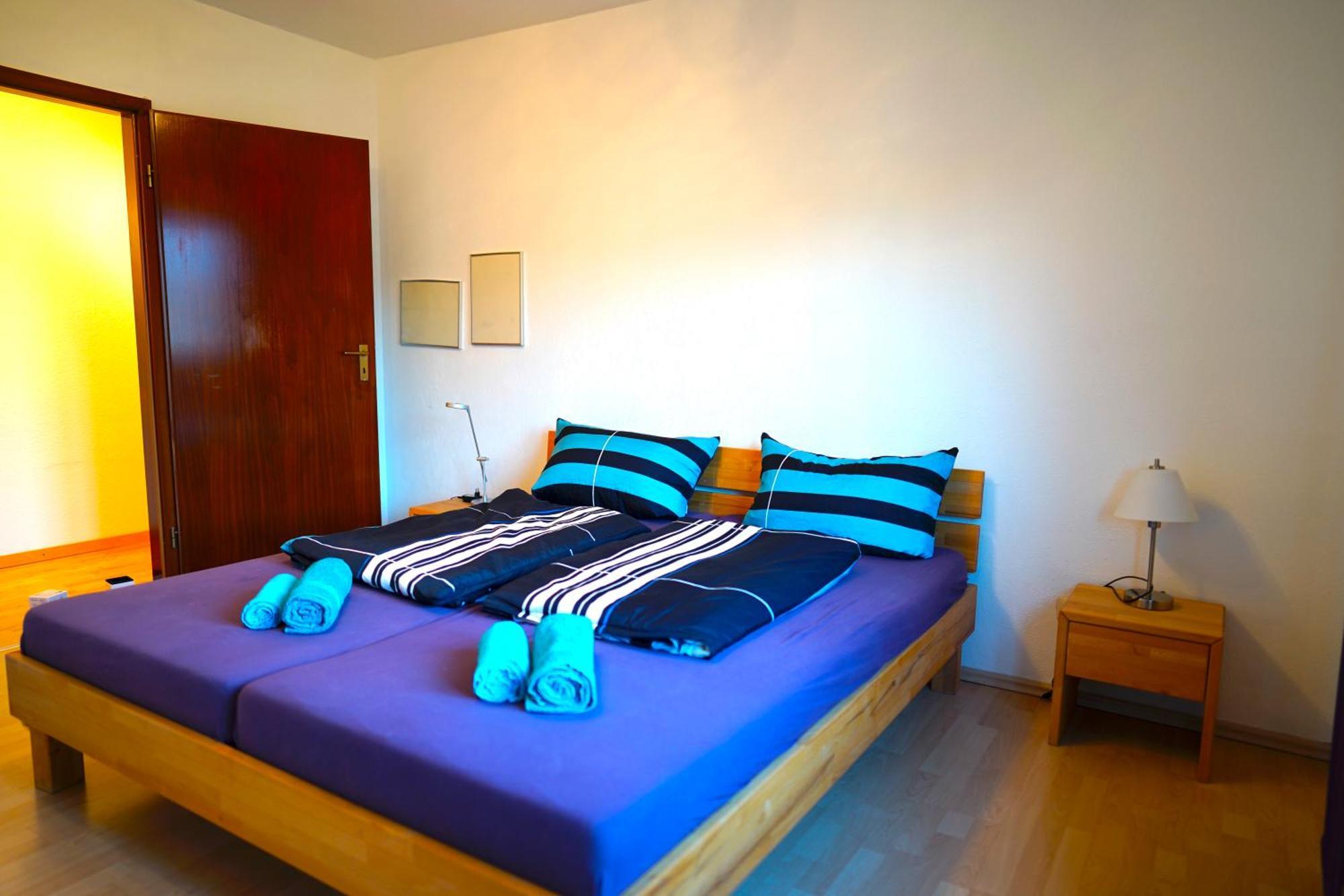 Grosse Ferienwohnung, Apartment In Leimen Wehome Komfort Exteriör bild